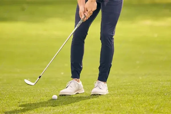 Water Resistant Golf Shoes or Waterproof Golf Shoes: Which is Best for You?